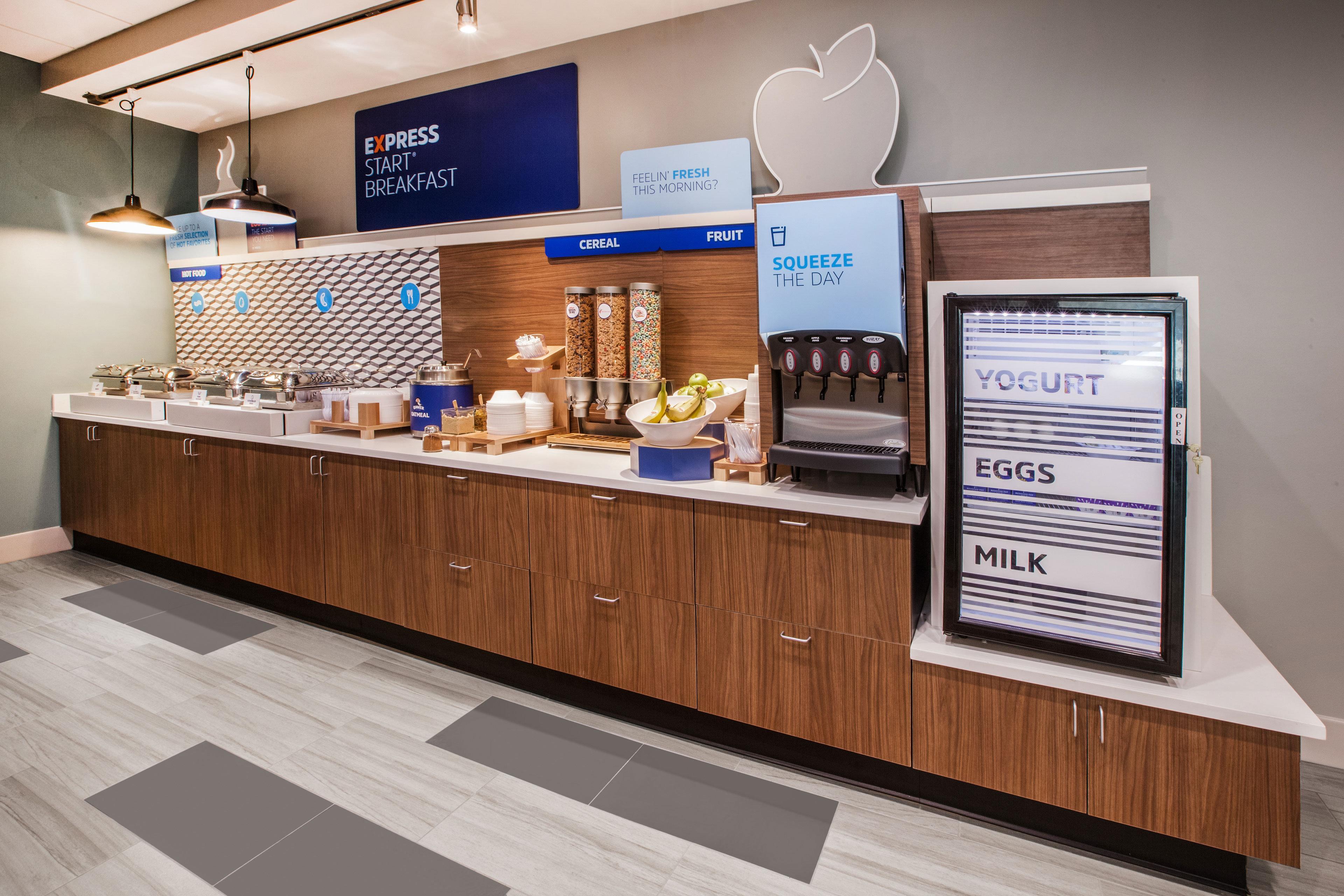 Holiday Inn Express Hotel & Suites London By Ihg Экстерьер фото